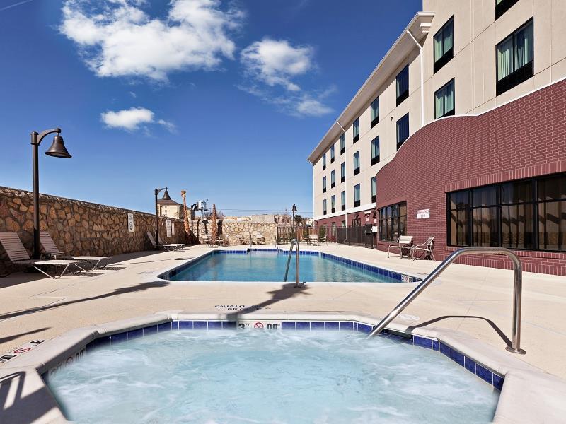 Holiday Inn Express & Suites El Paso Airport By Ihg Dış mekan fotoğraf